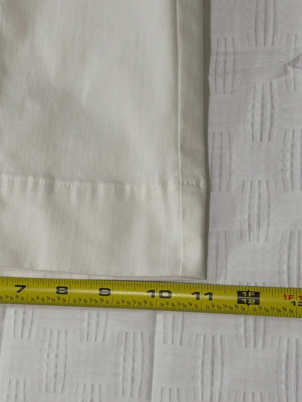 Talbots Capri Pants White Big Blue Button Detail Belt Loops Size 8 Five Pockets - Picture 13 of 13